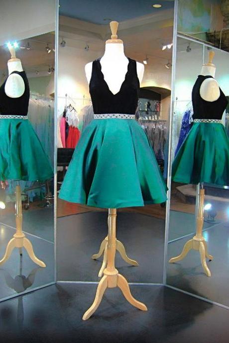 Prom Dresses,Green Prom Dresses,Short Prom Dresses, 2017 Prom Dresses,Short Homecoming Dress,Prom Dress with Beadings,Prom Gowns, Black Velour Green Satin Prom Dress,2017 Prom Dress,Custom Made